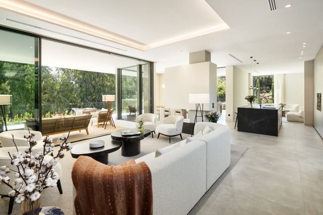 Chalet de 6 habitaciones en Marbella en venta con piscina garaje - 4.375.000 € (Ref: 9245986)
