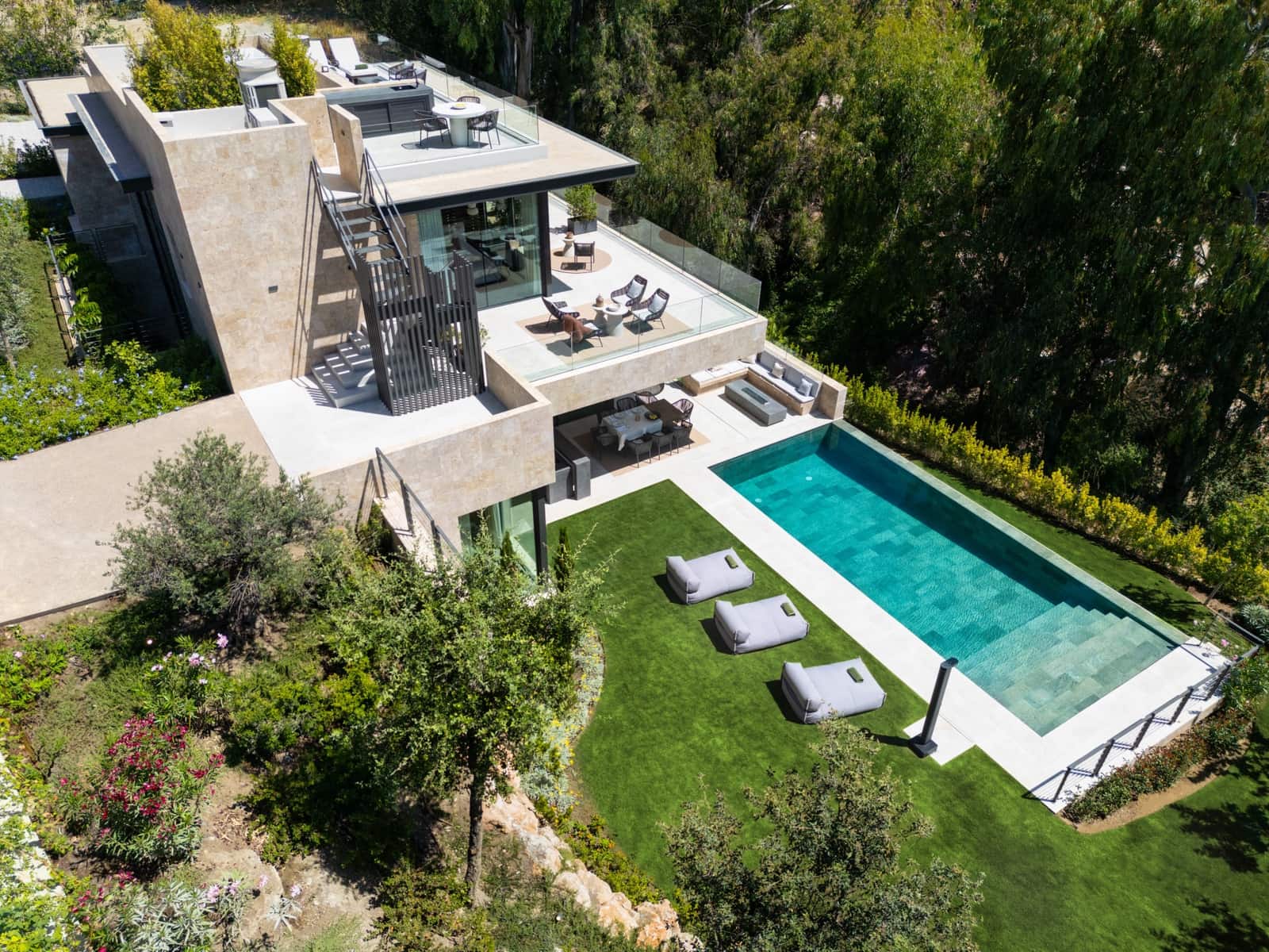 6 Zimmer Villa zu verkaufen in Marbella mit Pool Garage - 4.375.000 € (Ref: 9245986)