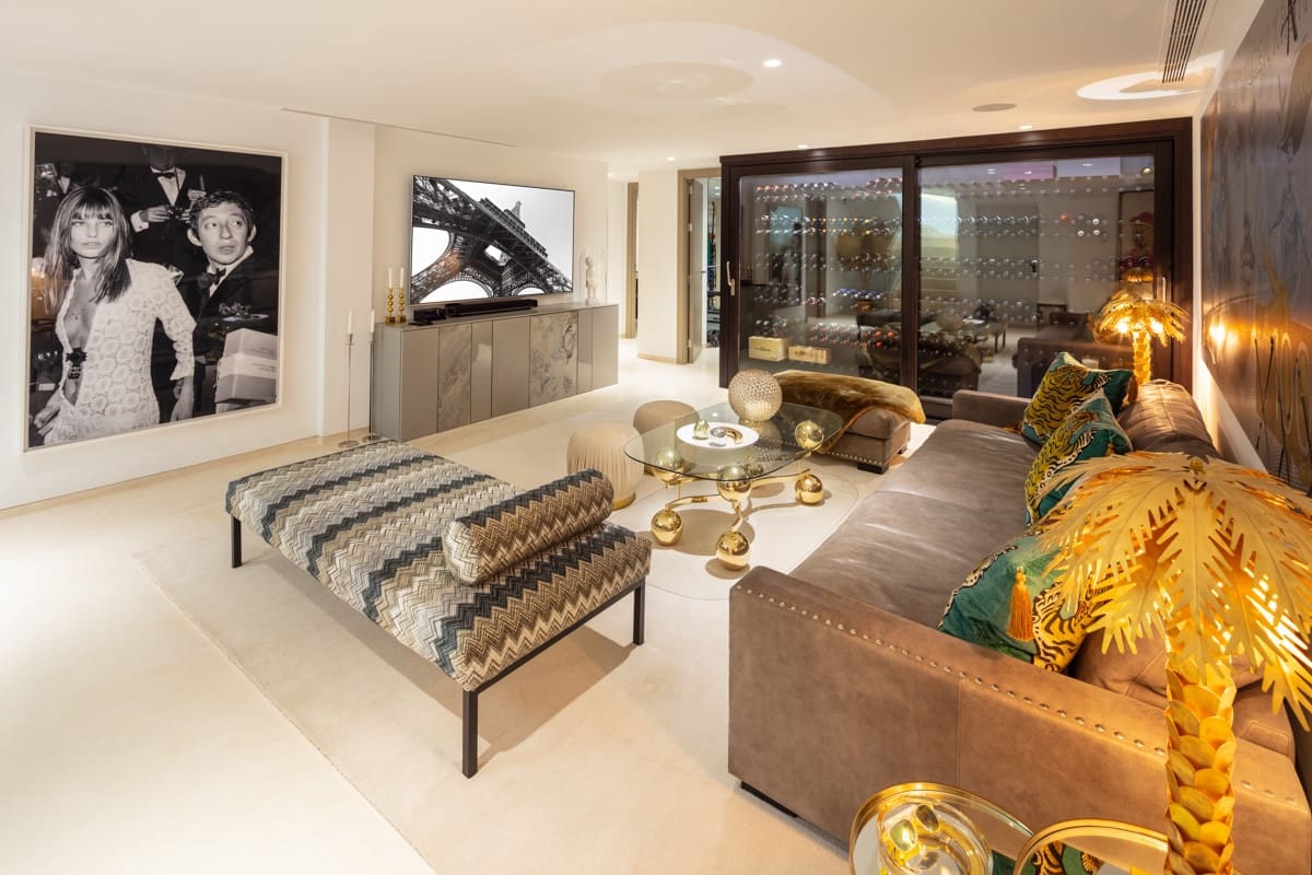7 slaapkamer Villa te koop in Nueva Andalucia met zwembad garage - € 4.450.000 (Ref: 9245988)