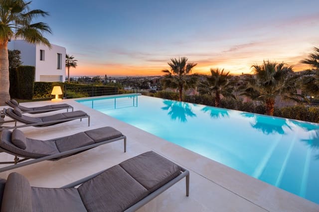 7 slaapkamer Villa te koop in Nueva Andalucia, Marbella met zwembad garage - € 4.450.000 (Ref: 9245988)