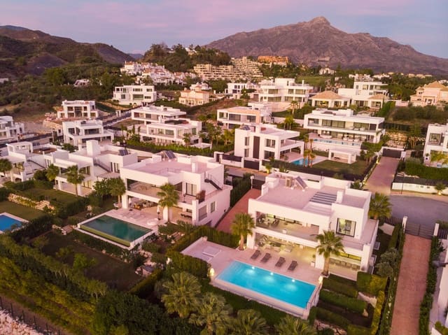 7 slaapkamer Villa te koop in Nueva Andalucia, Marbella met zwembad garage - € 4.450.000 (Ref: 9245988)