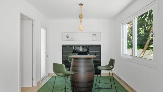 5 slaapkamer Villa te koop in Marbella met zwembad garage - € 2.490.000 (Ref: 9245990)