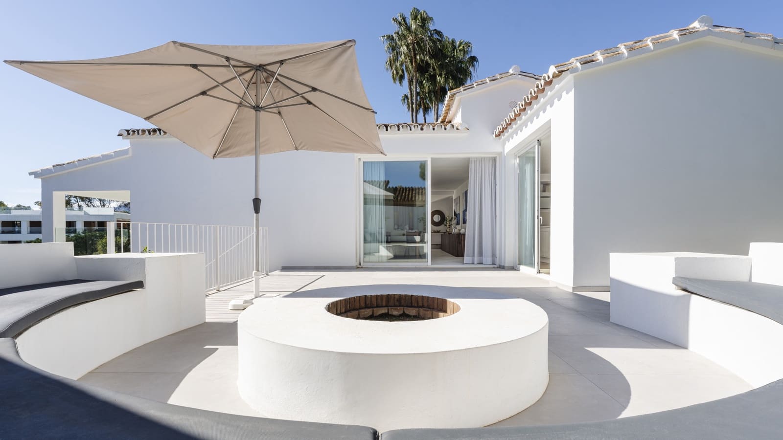 5 slaapkamer Villa te koop in Marbella met zwembad garage - € 2.490.000 (Ref: 9245990)