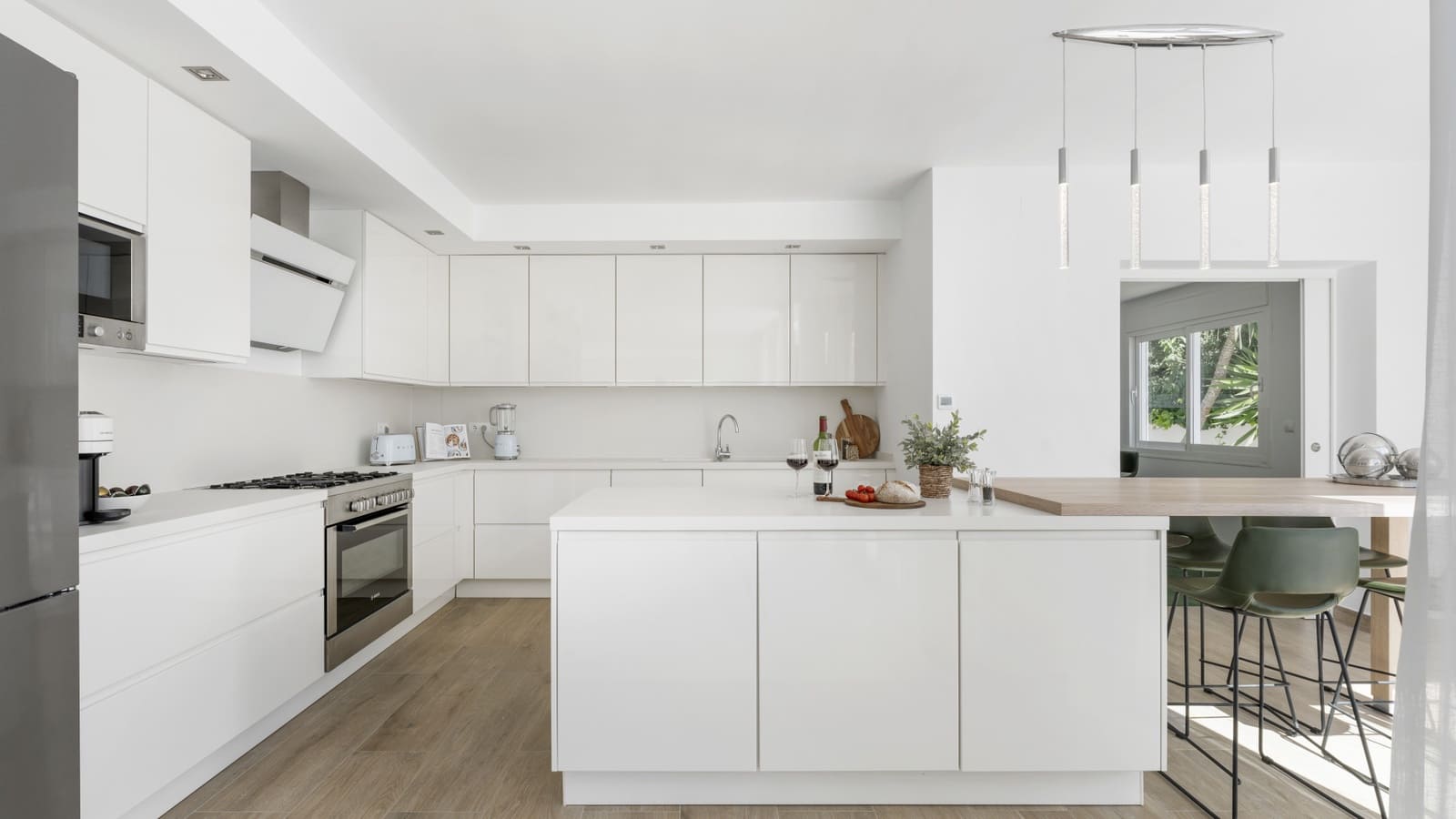 5 slaapkamer Villa te koop in Marbella met zwembad garage - € 2.490.000 (Ref: 9245990)