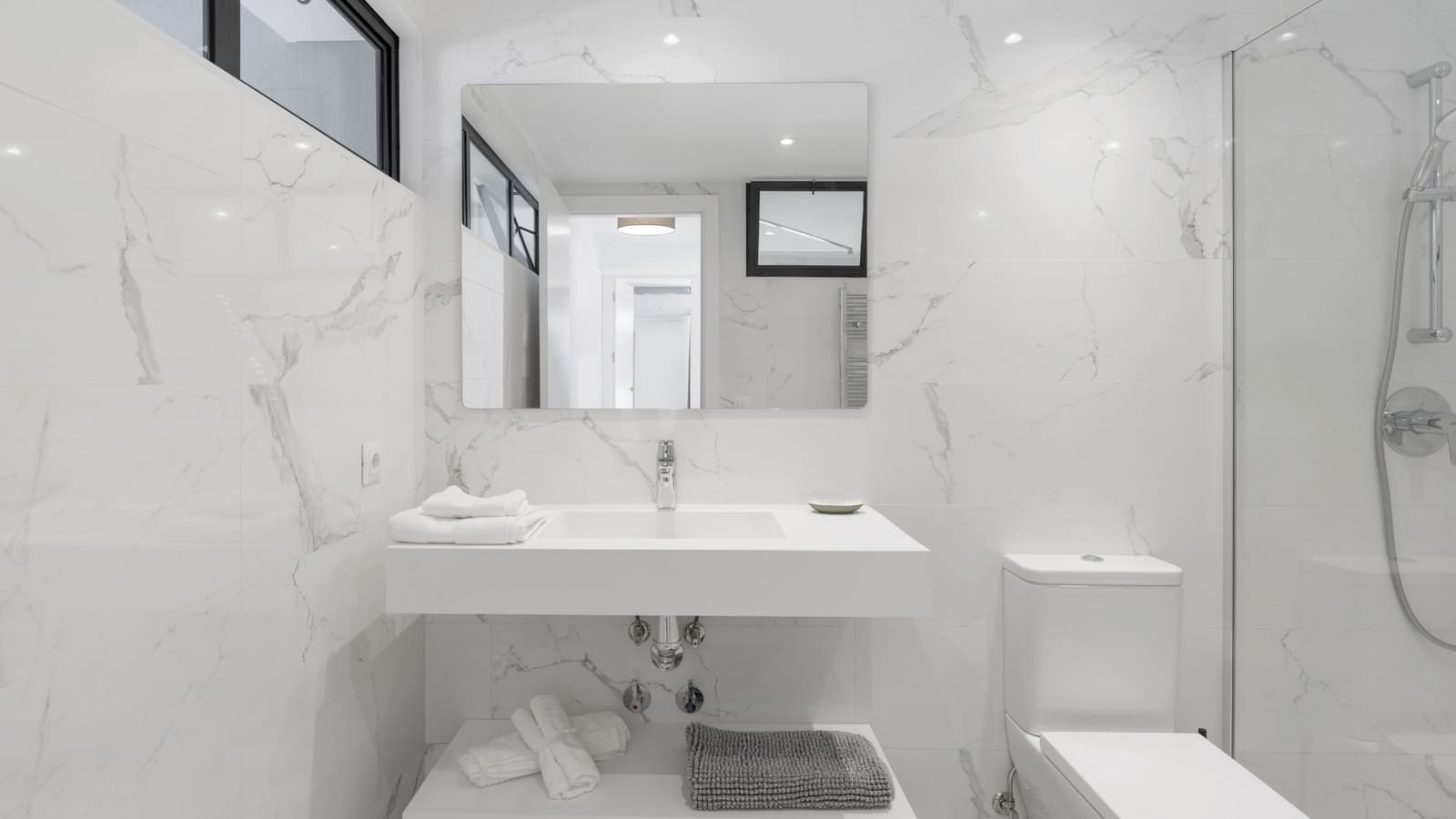 5 slaapkamer Villa te koop in Marbella met zwembad garage - € 2.490.000 (Ref: 9245990)