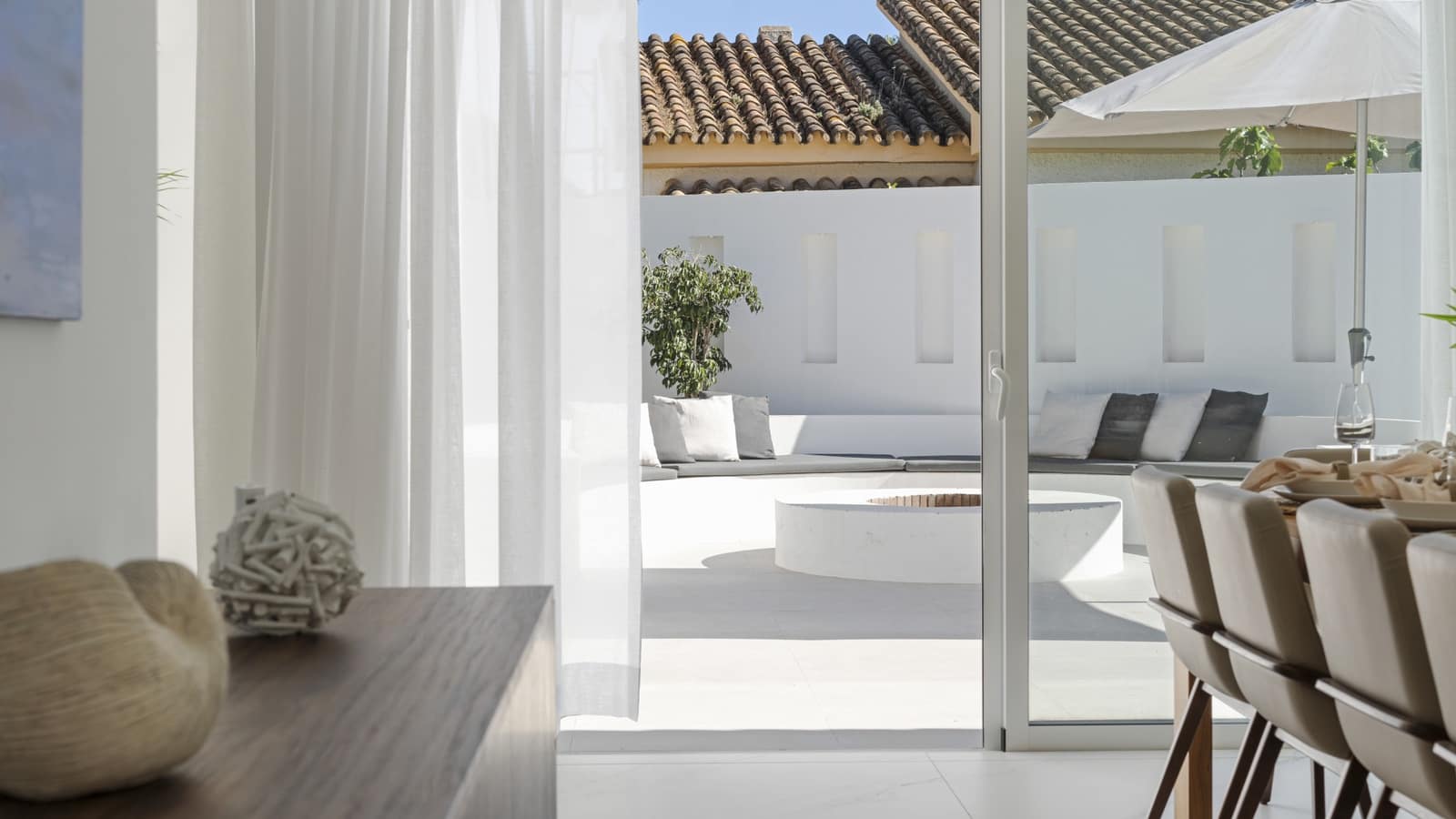 5 slaapkamer Villa te koop in Marbella met zwembad garage - € 2.490.000 (Ref: 9245990)