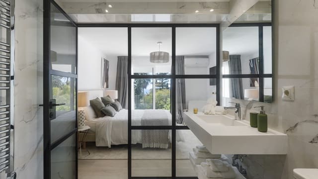 5 slaapkamer Villa te koop in Marbella met zwembad garage - € 2.490.000 (Ref: 9245990)