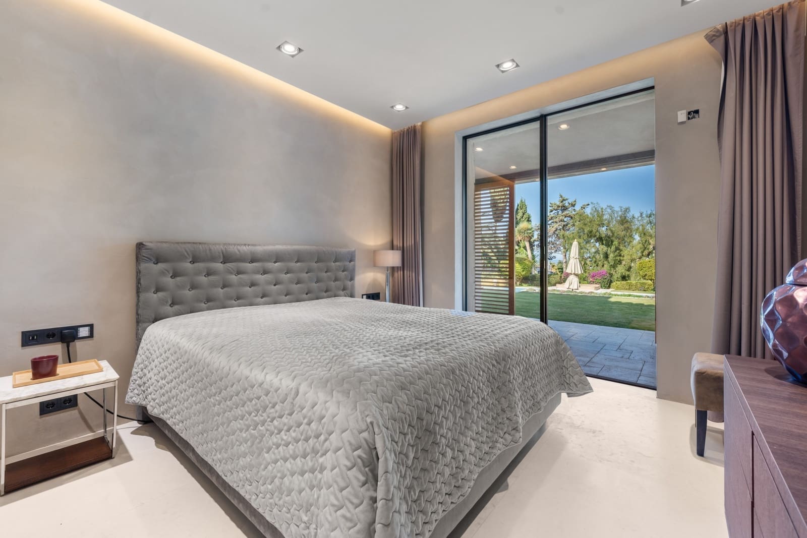 6 soverom Villa til salgs i Marbella med svømmebasseng garasje - € 3 500 000 (Ref: 9245992)