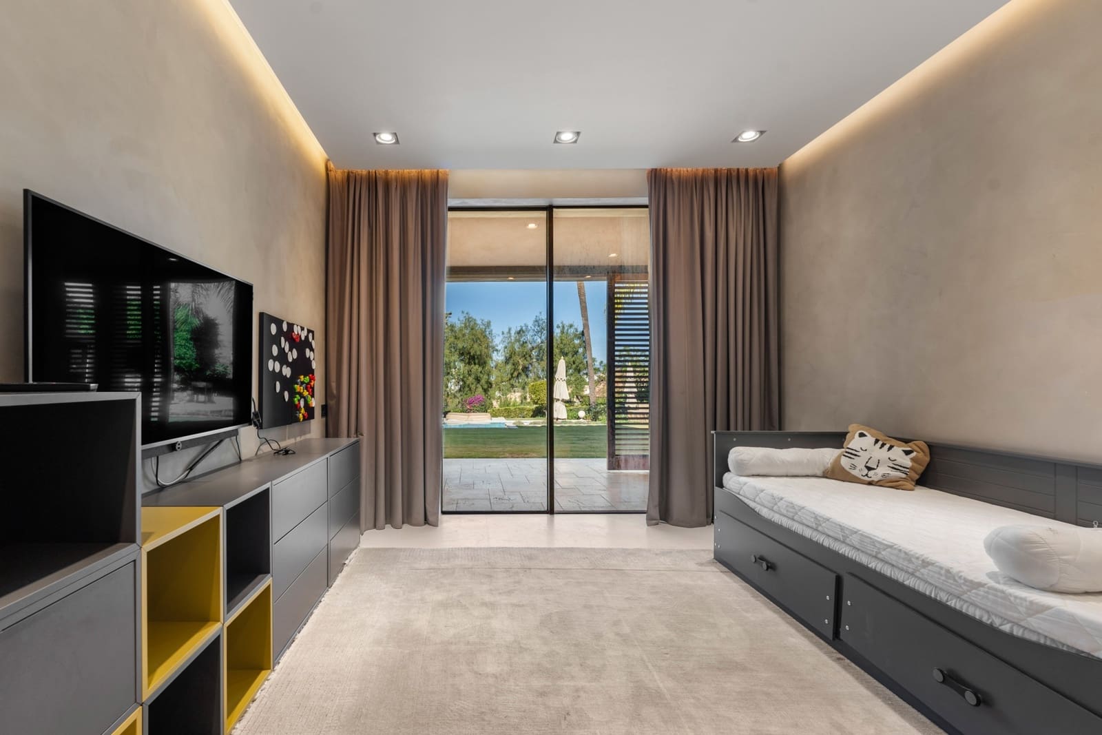 6 soverom Villa til salgs i Marbella med svømmebasseng garasje - € 3 500 000 (Ref: 9245992)