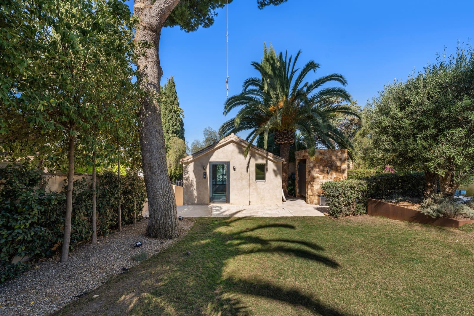 6 soverom Villa til salgs i Marbella med svømmebasseng garasje - € 3 500 000 (Ref: 9245992)