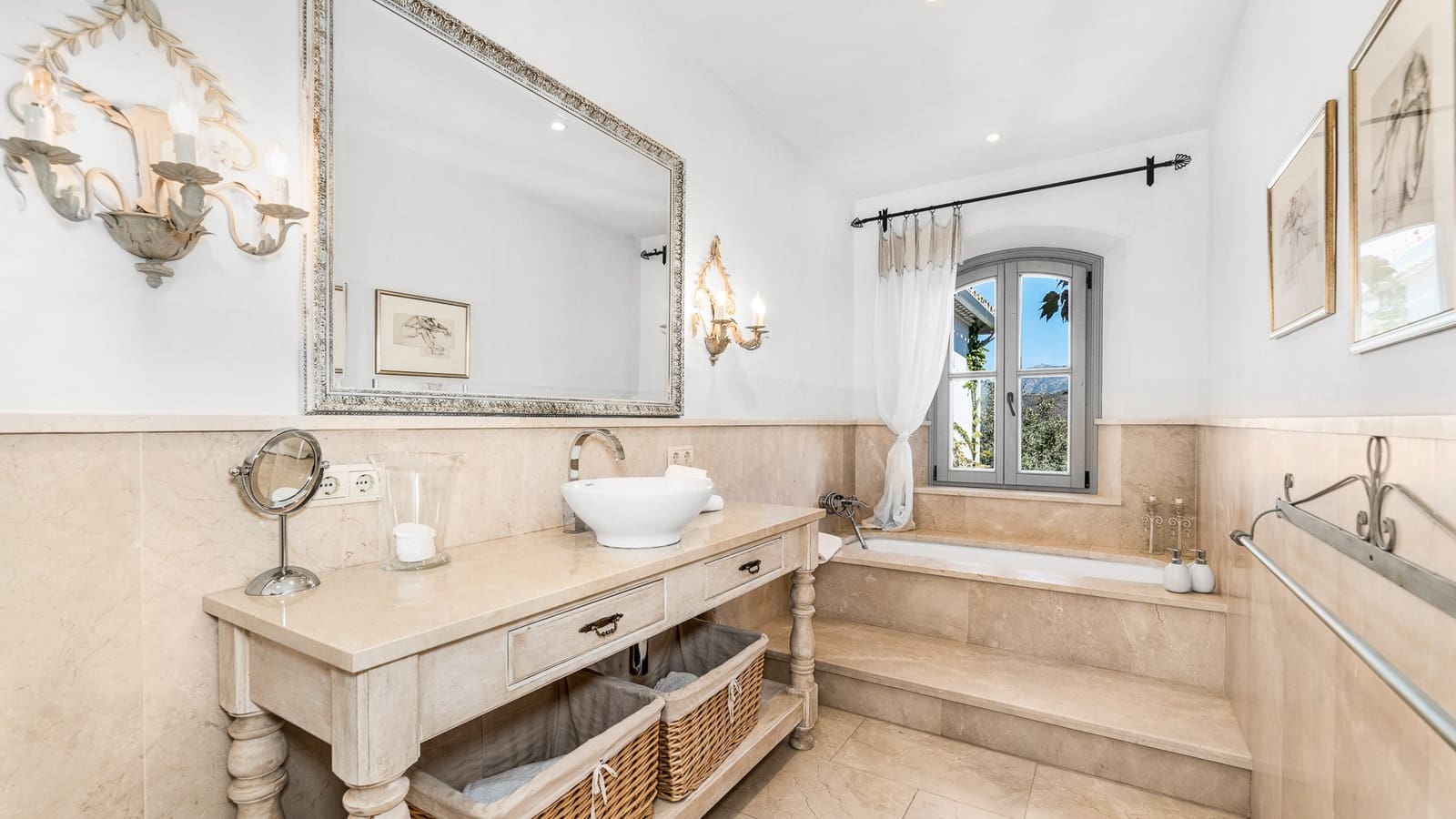 6 quarto Moradia para venda em El Madronal com piscina garagem - 6 650 000 € (Ref: 9245994)