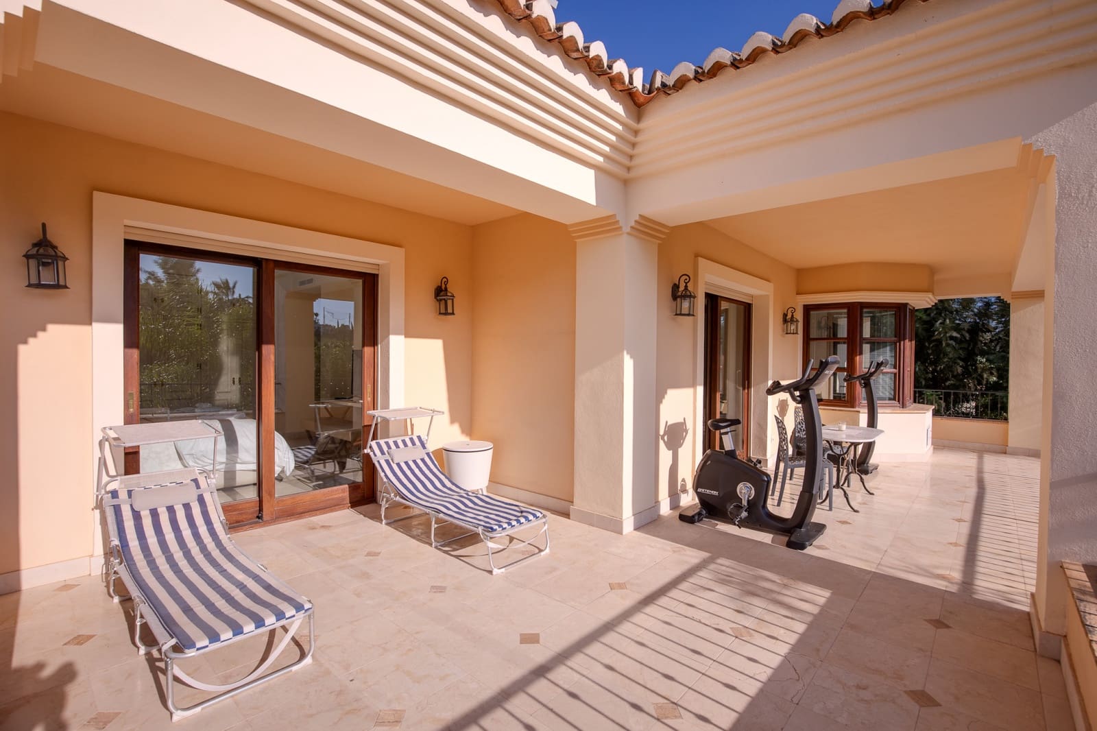 6 camera da letto Villa in vendita in Los Arqueros con piscina garage - 2.100.000 € (Rif: 9246008)
