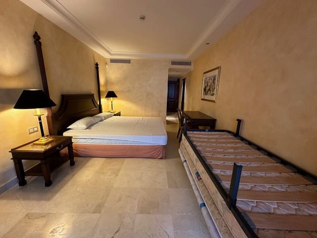 1 camera da letto Appartamento in vendita in Punta Plata, Estepona con piscina garage - 485.000 € (Rif: 9246030)