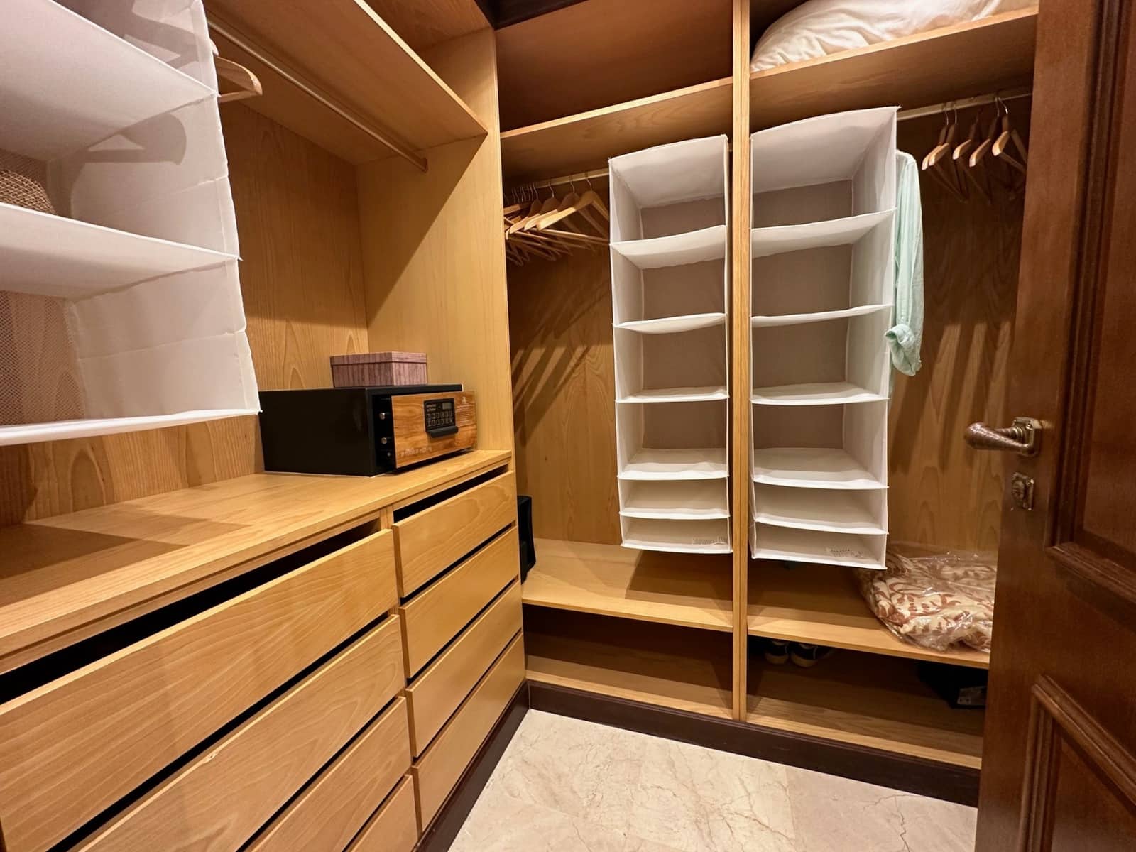 1 chambre Appartement à vendre à New Golden Mile avec piscine garage - 485 000 € (Ref: 9246030)