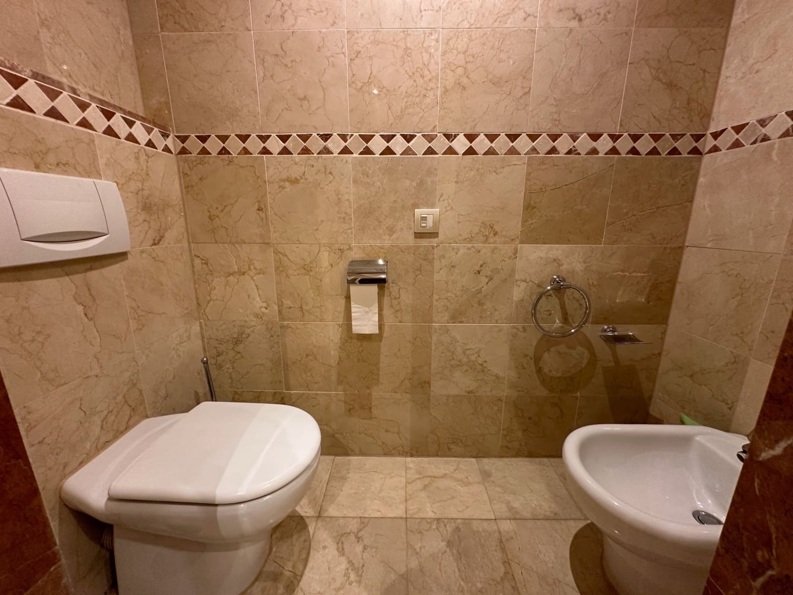 1 chambre Appartement à vendre à New Golden Mile avec piscine garage - 485 000 € (Ref: 9246030)