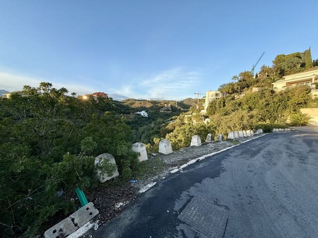 Building Plot for sale in Marbella - € 550,000 (Ref: 9246031)