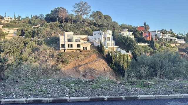 Building Plot for sale in Marbella - € 550,000 (Ref: 9246031)