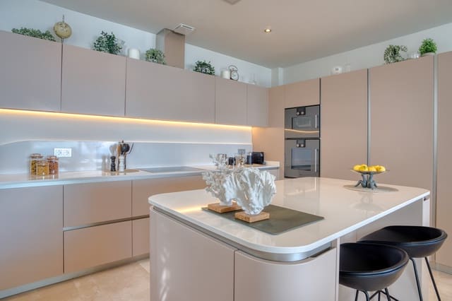 4 quarto Apartamento para venda em Marbella com piscina garagem - 3 850 000 € (Ref: 9246033)