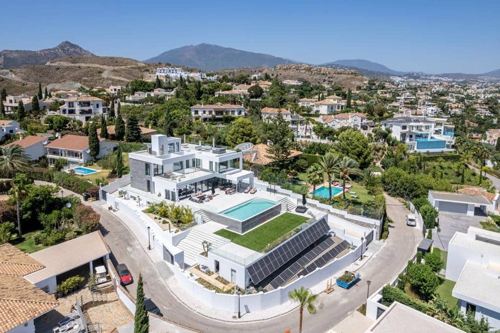 6 chambre Villa/Maison à vendre à Benahavis avec piscine garage - 4 980 000 € (Ref: 9246265)