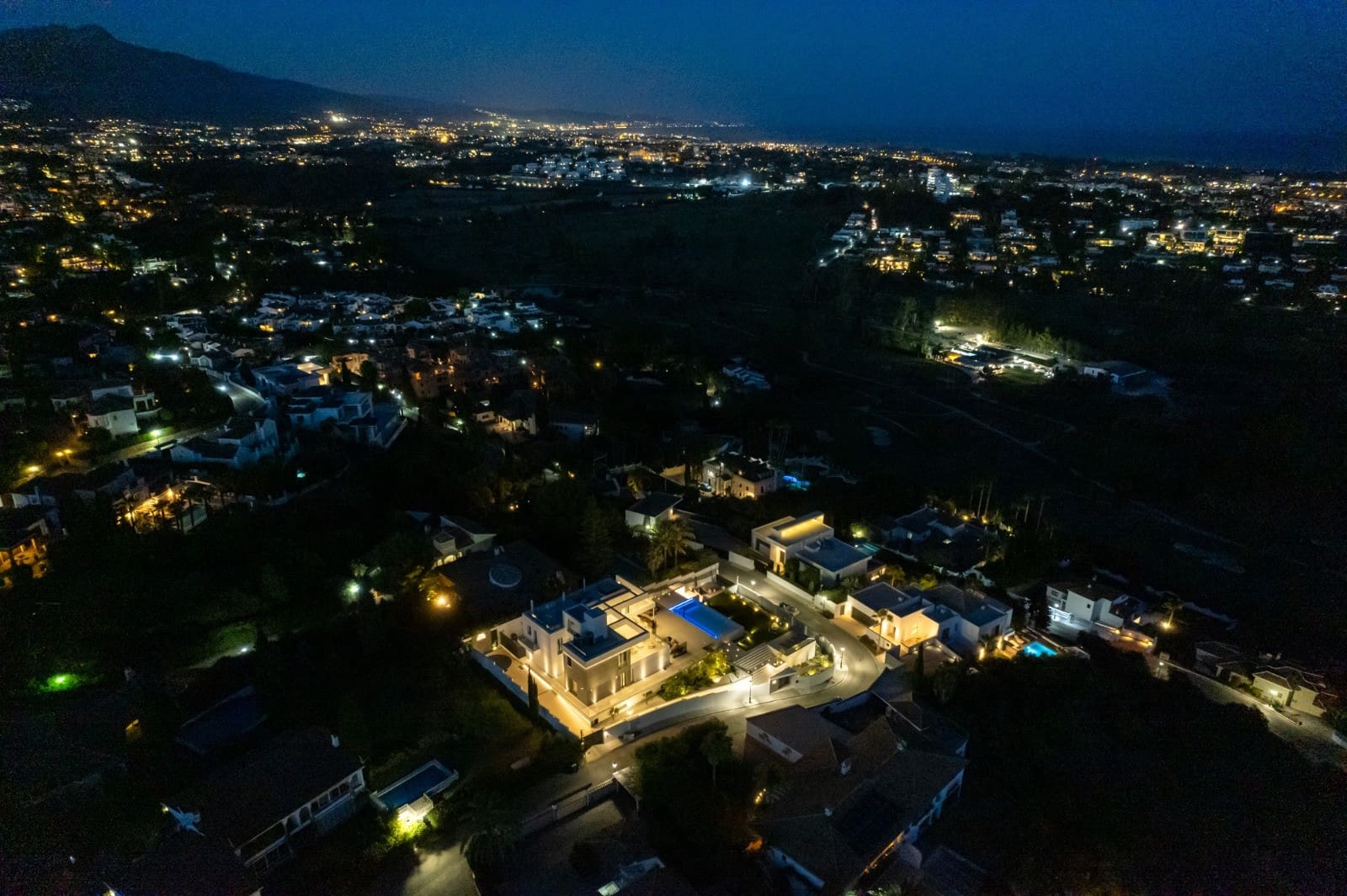 6 chambre Villa/Maison à vendre à Benahavis avec piscine garage - 4 980 000 € (Ref: 9246265)