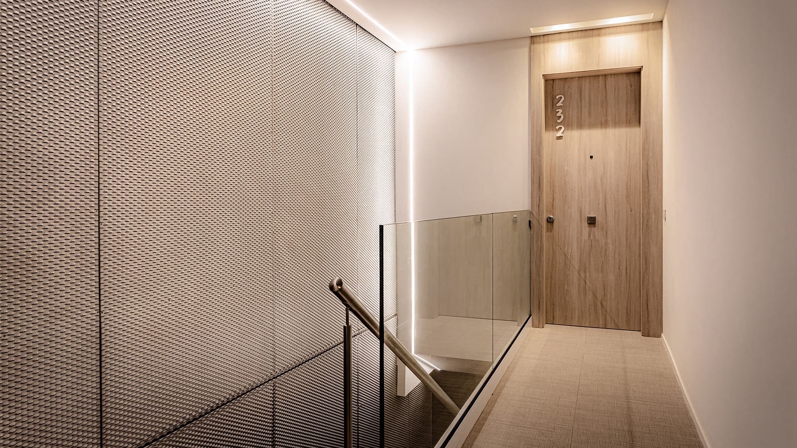 3 Zimmer Penthouse zu verkaufen in Marbella mit Pool - 990.000 € (Ref: 9246266)