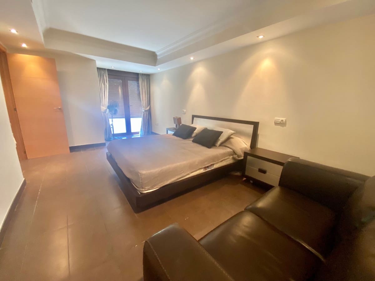 3 quarto Moradia para venda em Golden Mile com garagem - 2 700 000 € (Ref: 9249053)