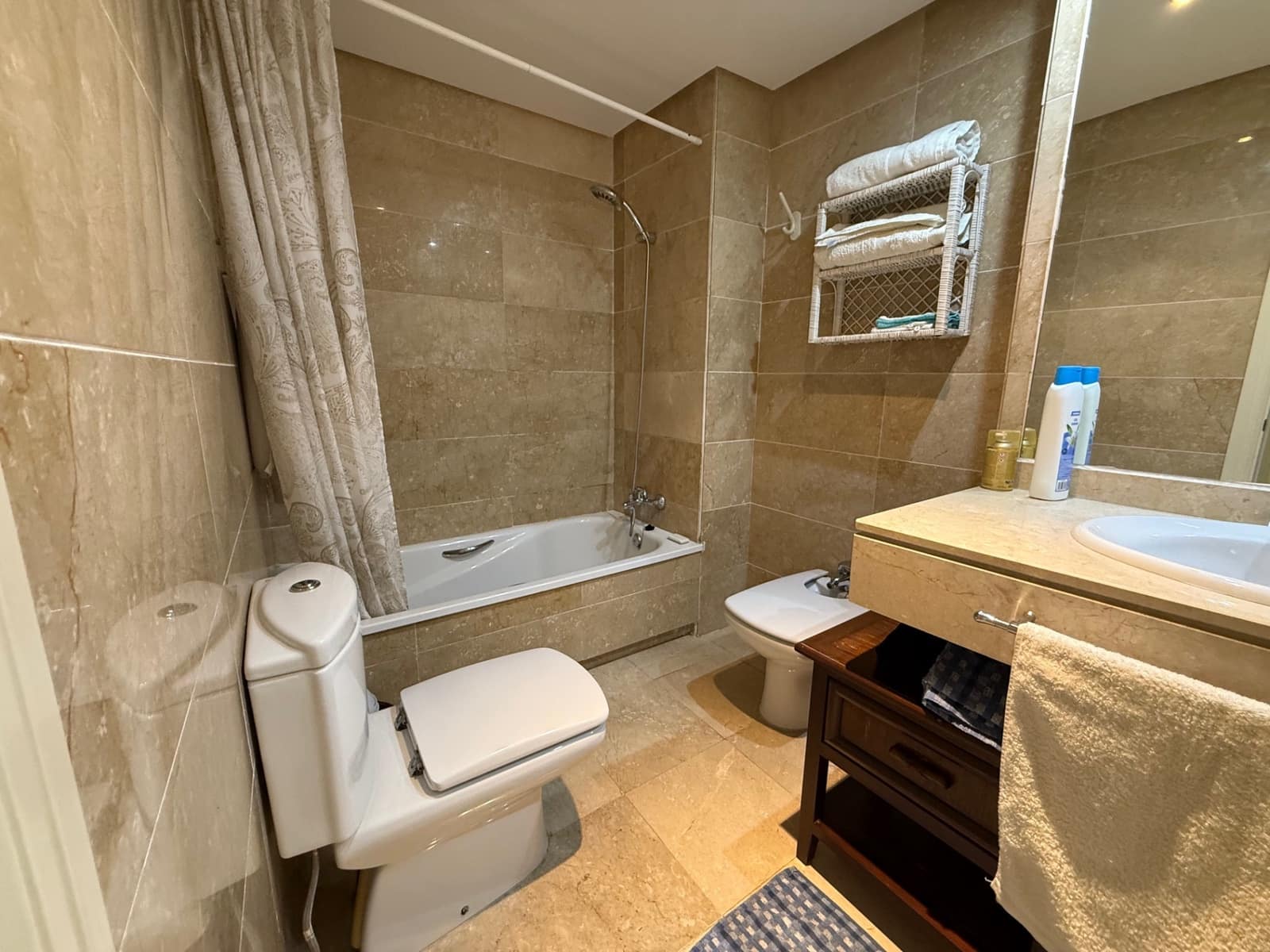 2 bedroom Apartment for sale in Marbella with pool garage - € 390,000 (Ref: 9251746)