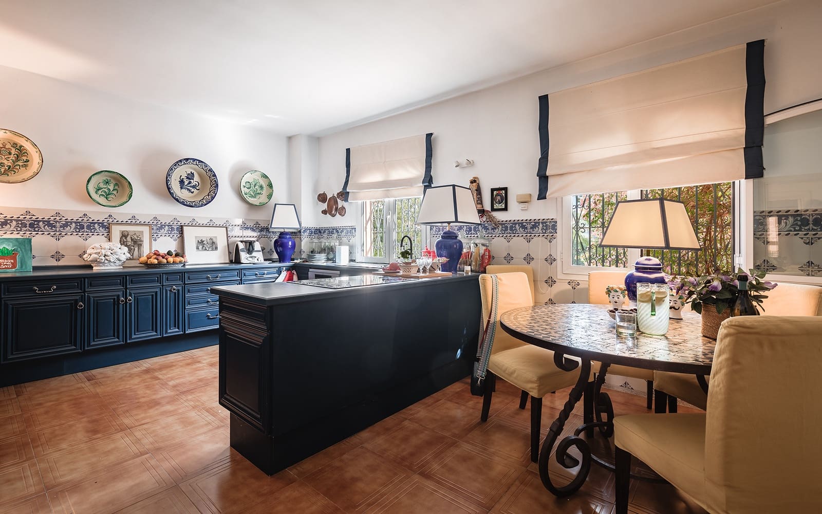 4 sypialnia Willa na sprzedaż w Benahavis z basenem garażem - 3 900 000 € (Ref: 9254327)