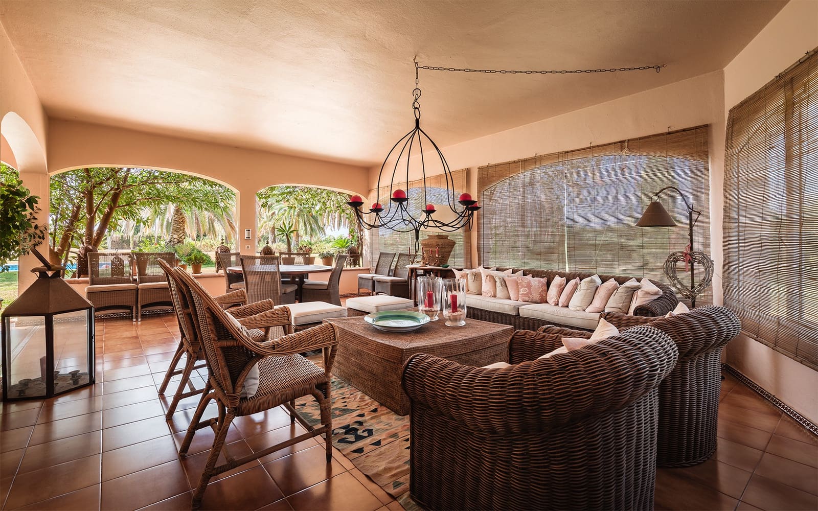 4 sypialnia Willa na sprzedaż w Benahavis z basenem garażem - 3 900 000 € (Ref: 9254327)