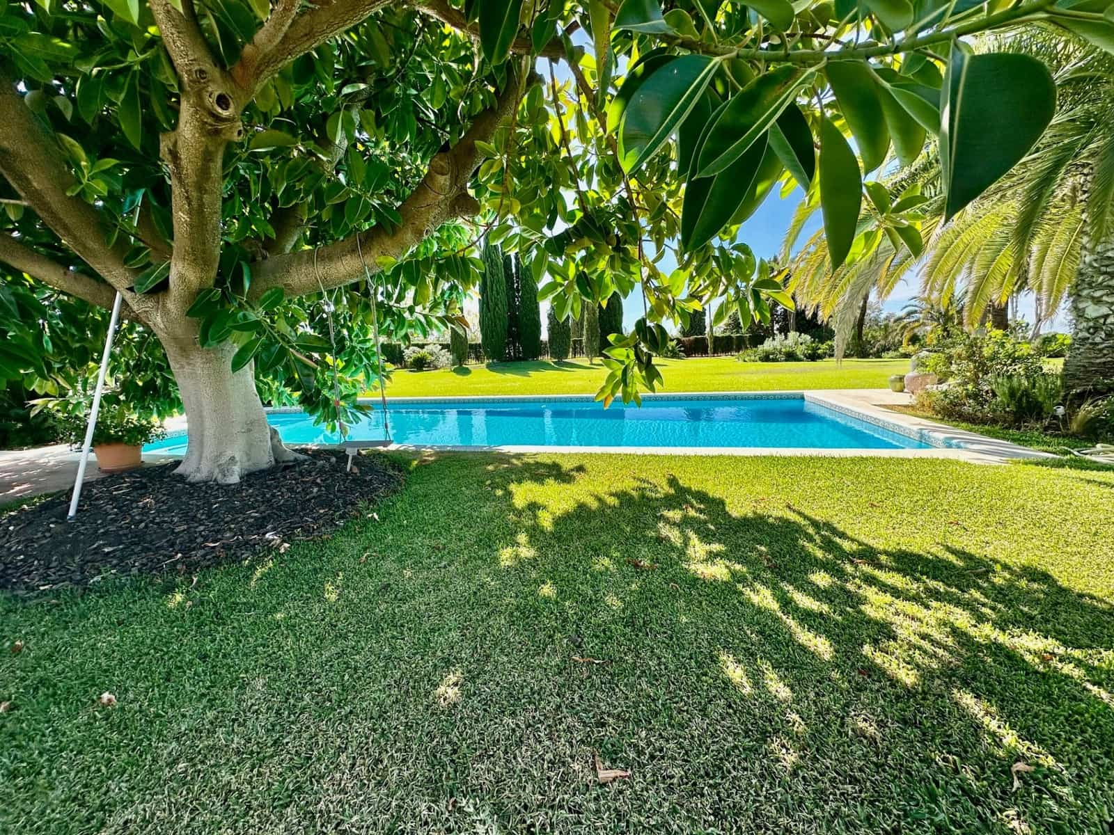 4 sypialnia Willa na sprzedaż w Benahavis z basenem garażem - 3 900 000 € (Ref: 9254327)