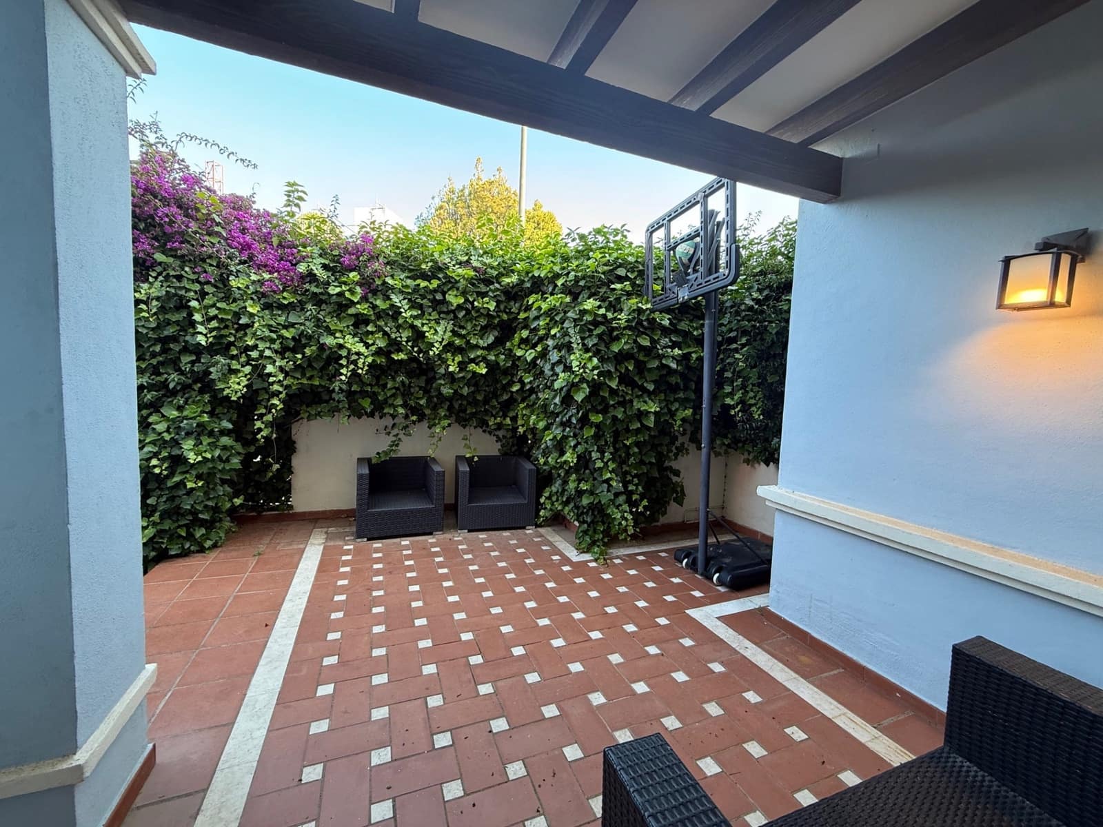 5 soveværelse Semi-Rækkehus til salg i Puerto Banus med swimmingpool garage - € 1.800.000 (Ref: 9254328)