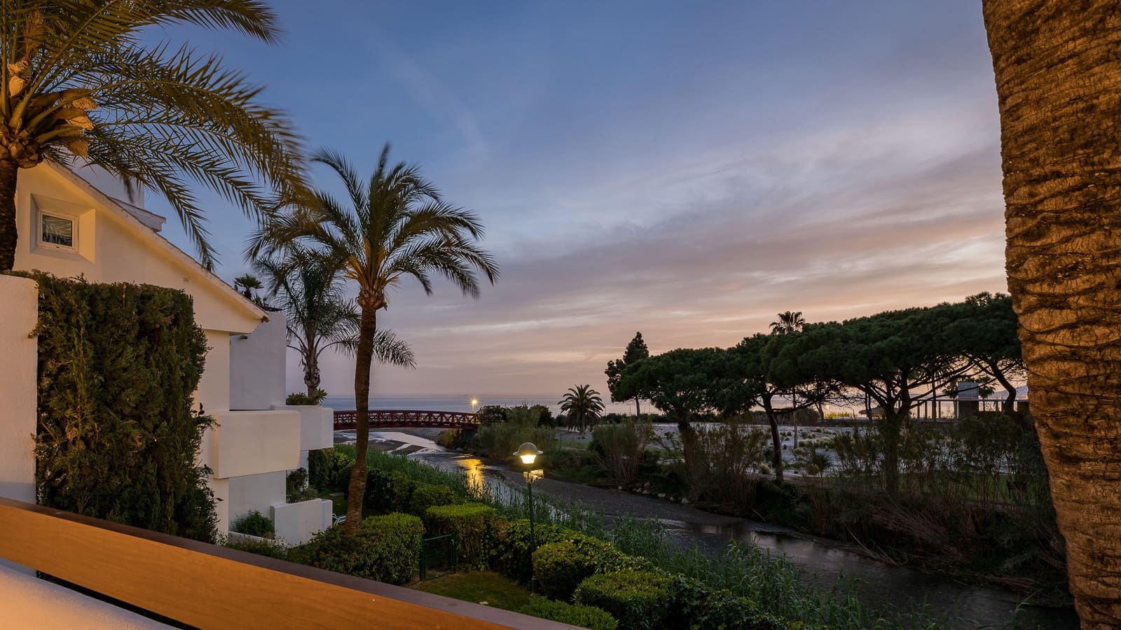3 bedroom Apartment for sale in Marbella with pool garage - € 2,450,000 (Ref: 9256319)