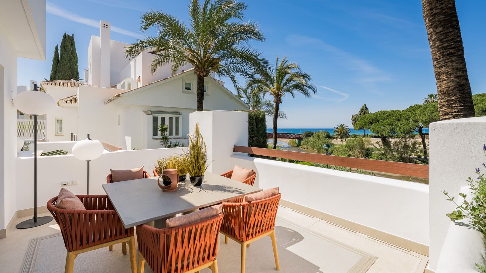 3 bedroom Apartment for sale in Marbella with pool garage - € 2,450,000 (Ref: 9256319)