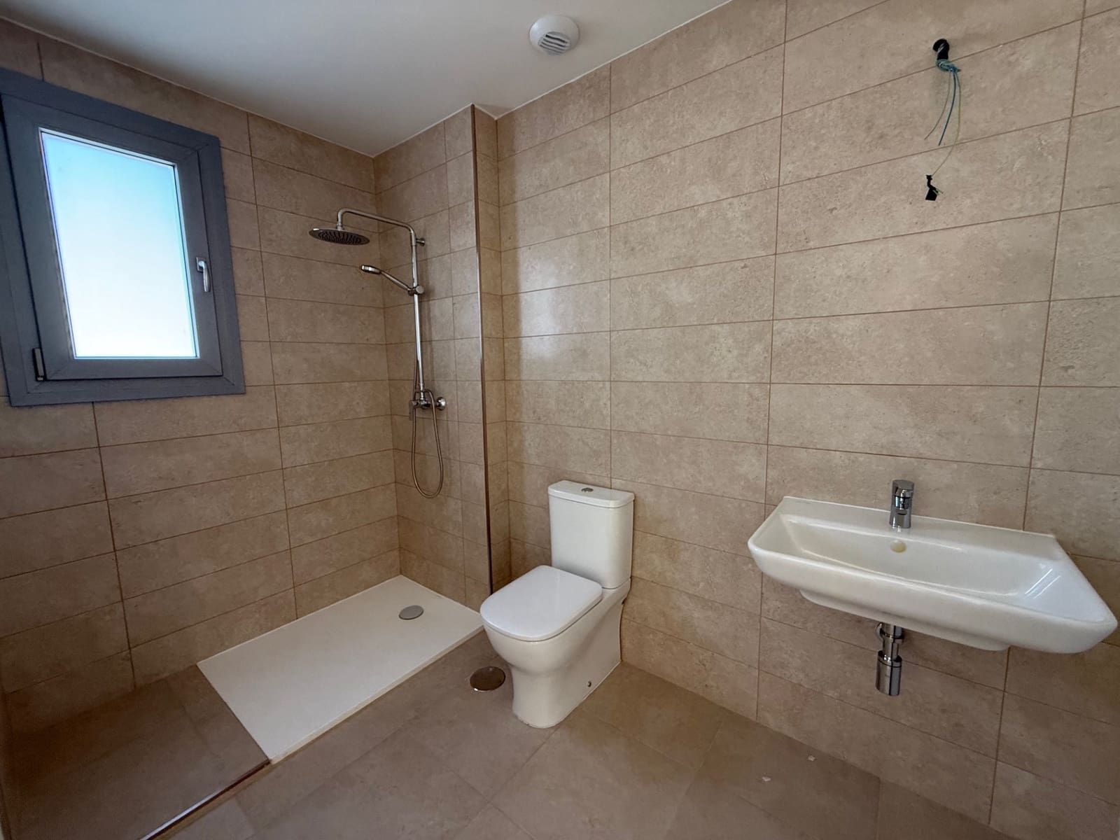 2 chambre Appartement à vendre à Estepona avec piscine garage - 390 000 € (Ref: 9256656)