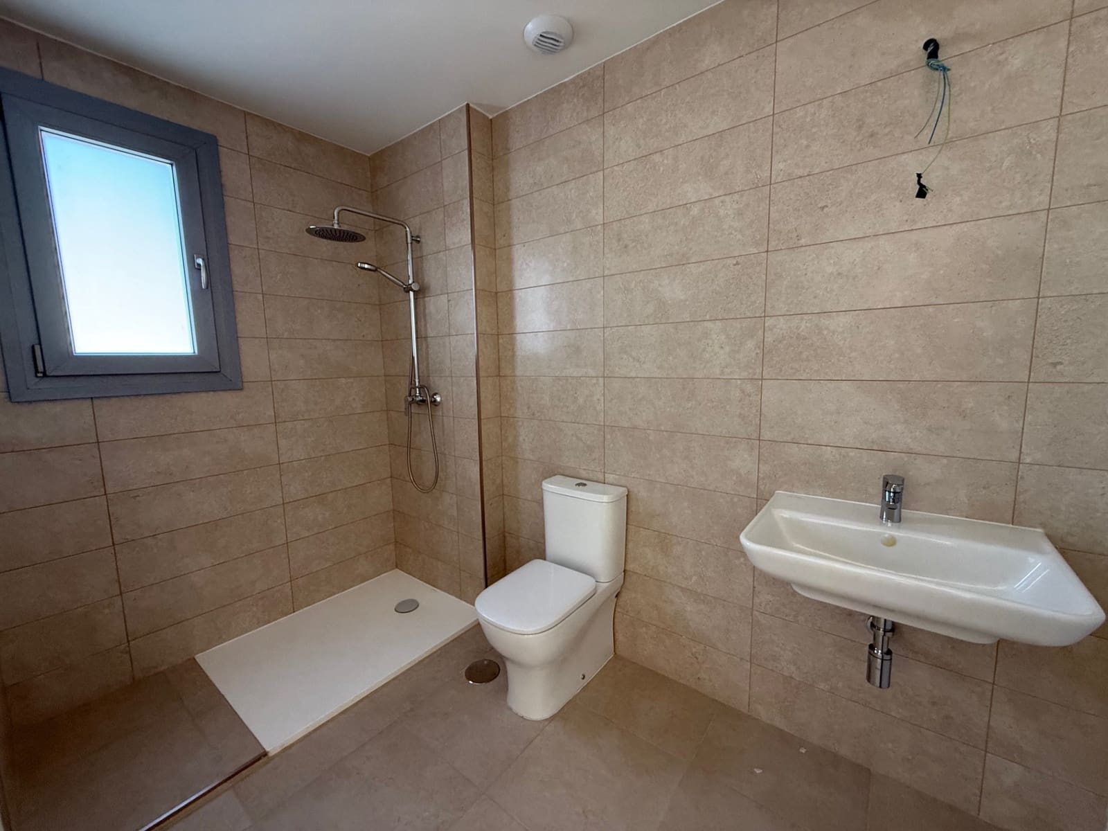 2 chambre Appartement à vendre à Estepona avec piscine garage - 350 000 € (Ref: 9256656)