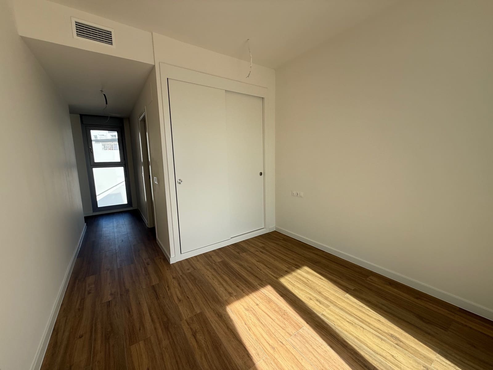 2 chambre Appartement à vendre à Estepona avec piscine garage - 350 000 € (Ref: 9256656)