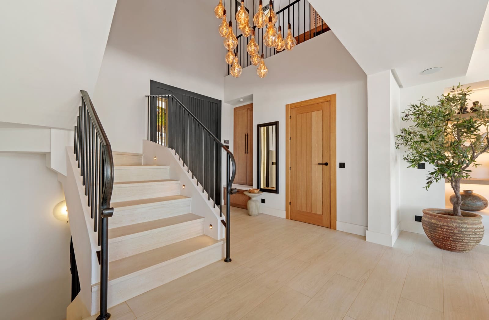 6 Zimmer Villa zu verkaufen in Nueva Andalucia mit Pool Garage - 11.950.000 € (Ref: 9261919)