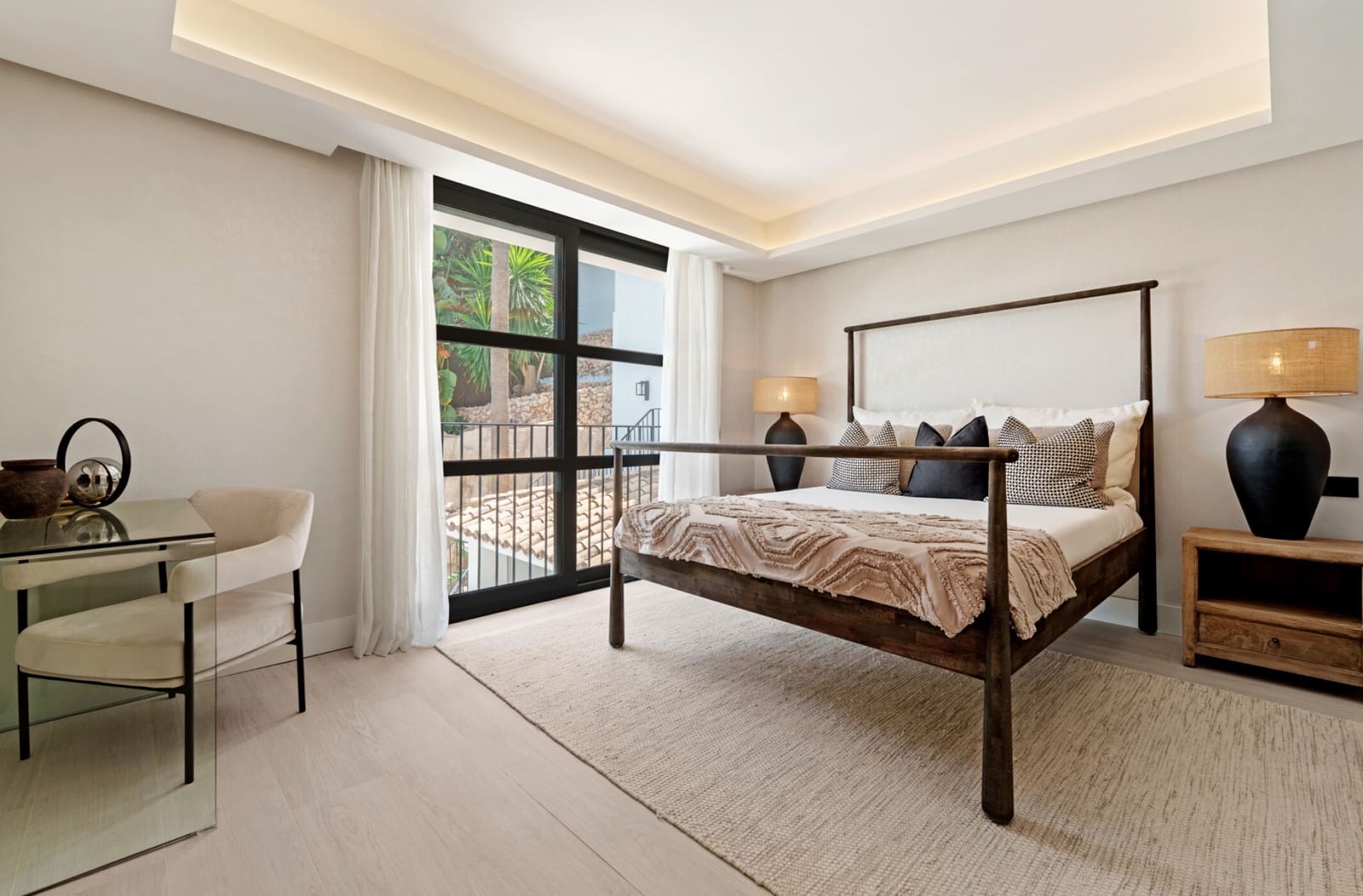 6 Zimmer Villa zu verkaufen in Nueva Andalucia mit Pool Garage - 11.950.000 € (Ref: 9261919)