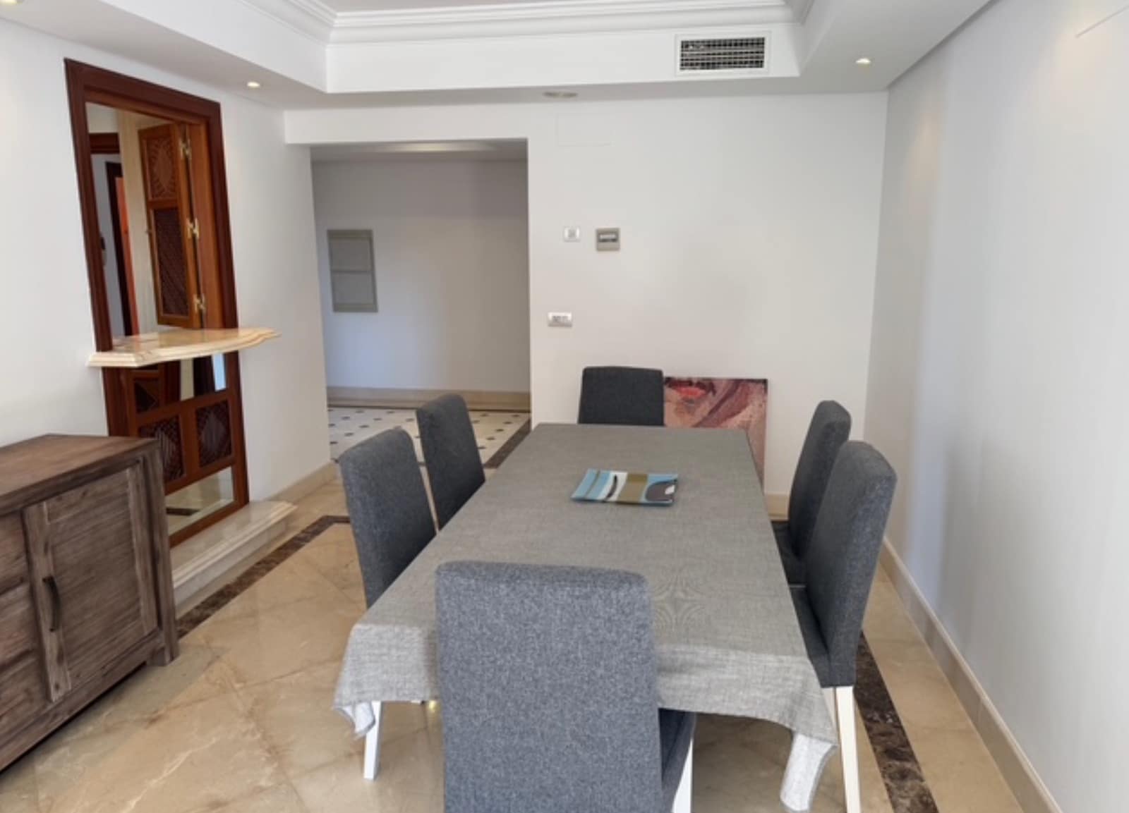 Apartamento de 2 habitaciones en New Golden Mile en venta con piscina garaje - 605.000 € (Ref: 9262119)