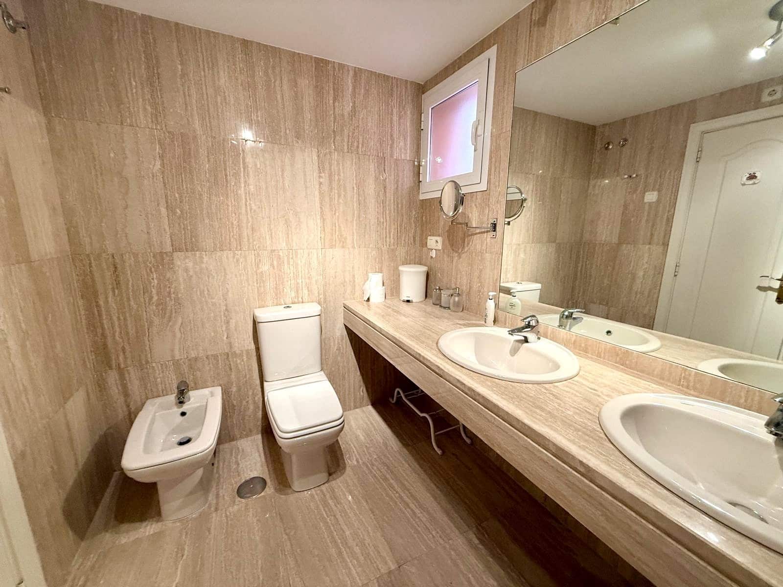 2 Zimmer Apartment zu verkaufen in Marbella mit Pool Garage - 790.000 € (Ref: 9290039)