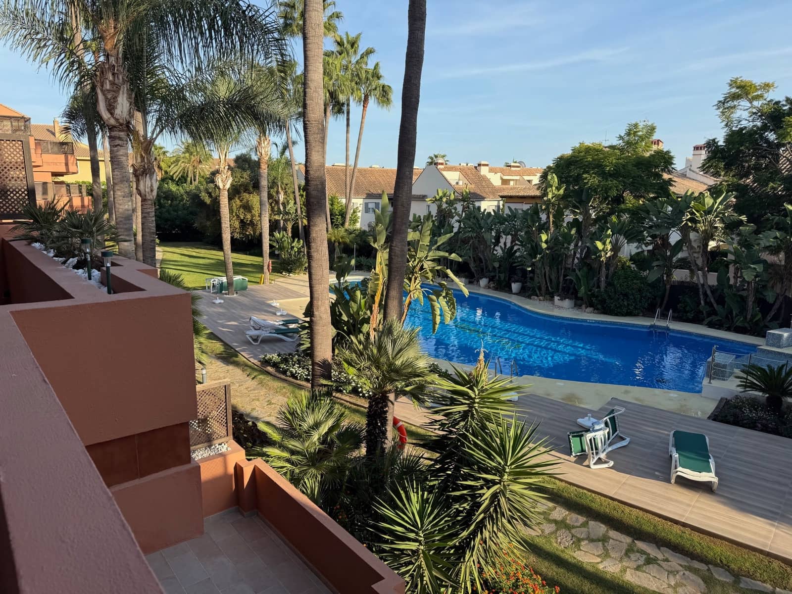 2 Zimmer Apartment zu verkaufen in Marbella mit Pool Garage - 790.000 € (Ref: 9290039)