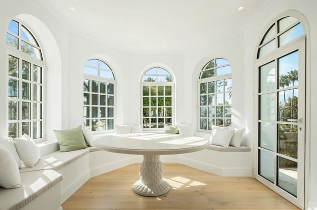 5 soverom Villa til salgs i Nueva Andalucia, Marbella med svømmebasseng garasje - € 8 595 000 (Ref: 9296349)