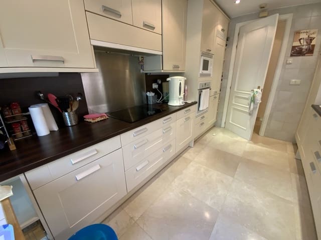 3 Zimmer Apartment zu verkaufen in Marbella mit Pool Garage - 3.160.000 € (Ref: 9301410)