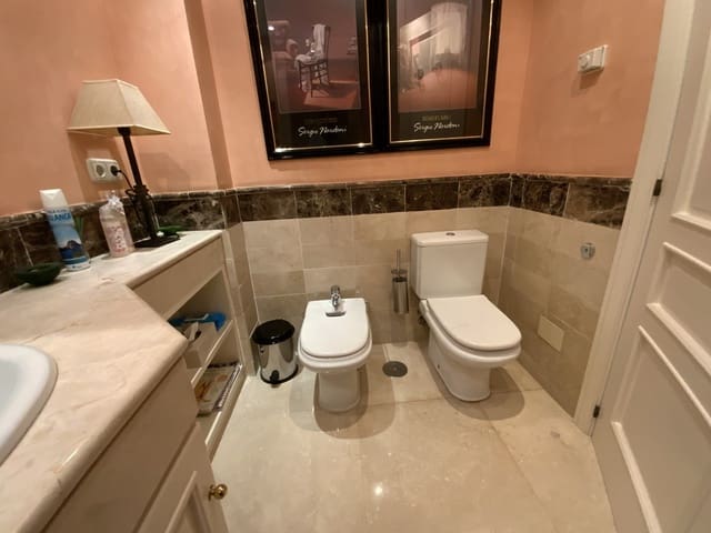 3 Zimmer Apartment zu verkaufen in Marbella mit Pool Garage - 3.160.000 € (Ref: 9301410)