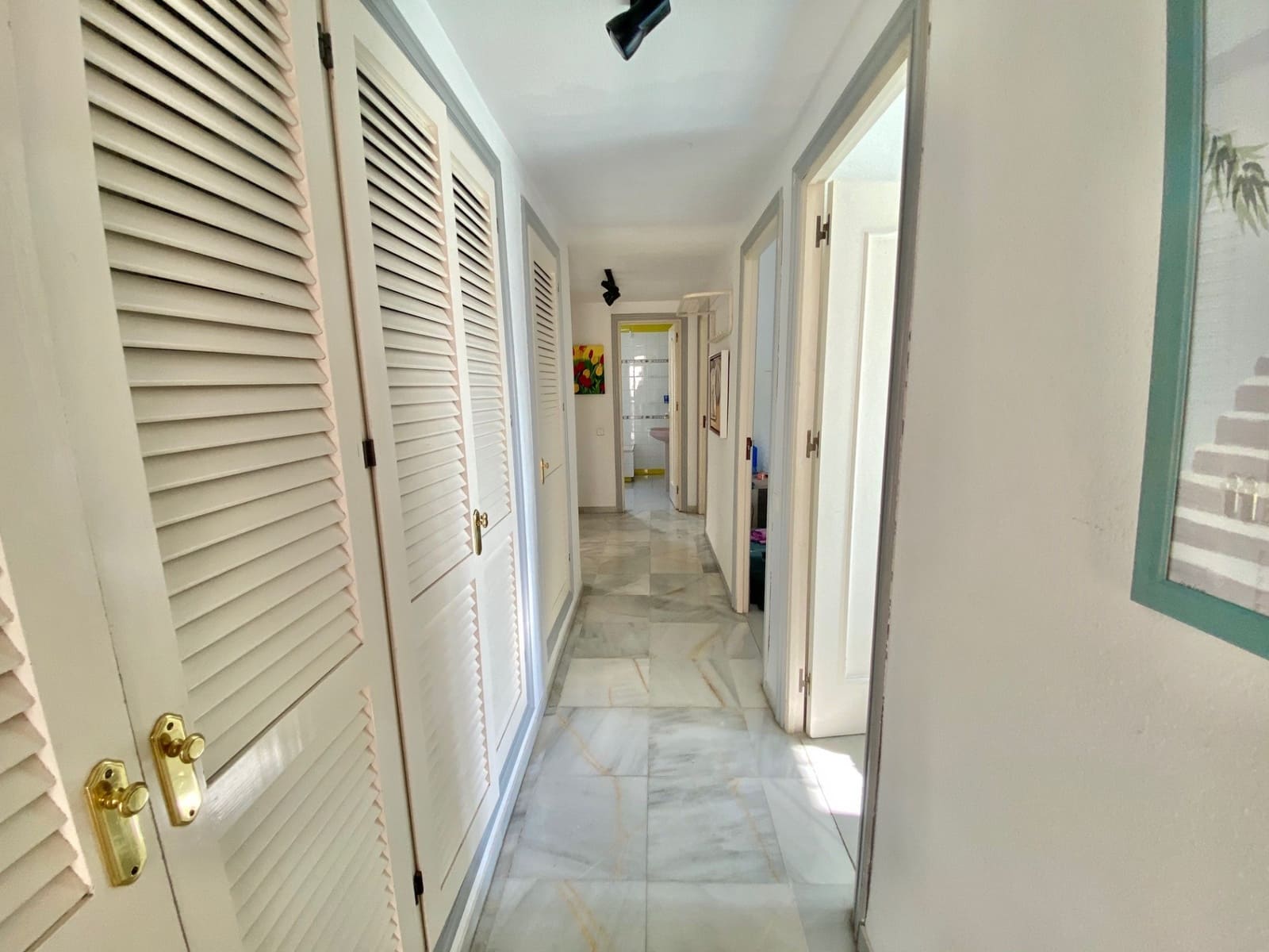 5 slaapkamer Appartement te koop in Marbella met garage - € 740.000 (Ref: 9308835)