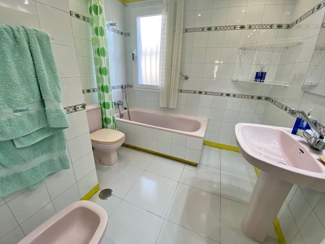 5 bedroom Apartment for sale in Nagüeles Alto, Marbella with pool garage - € 740,000 (Ref: 9308835)