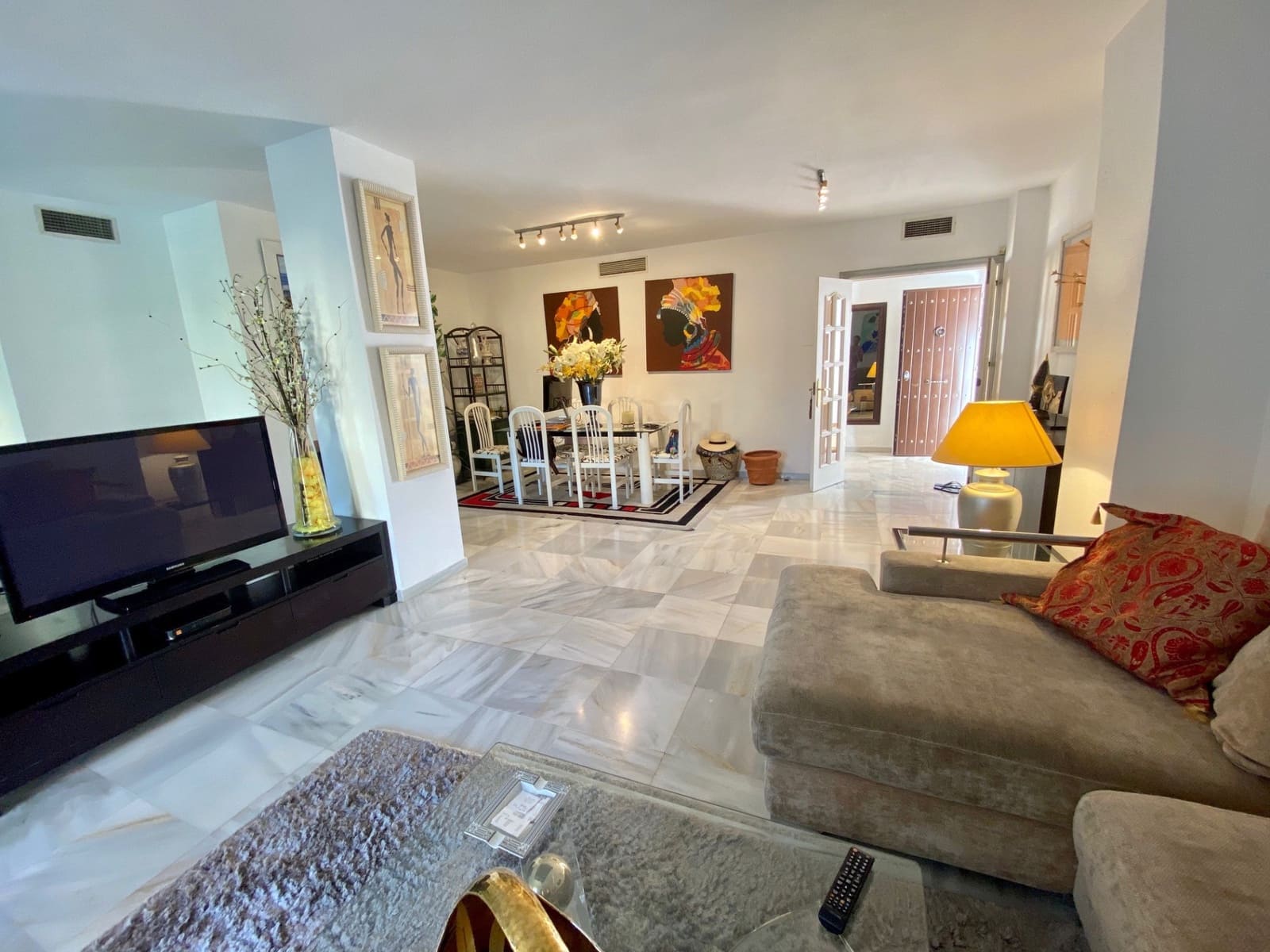 5 bedroom Apartment for sale in Marbella with pool garage - € 740,000 (Ref: 9308835)