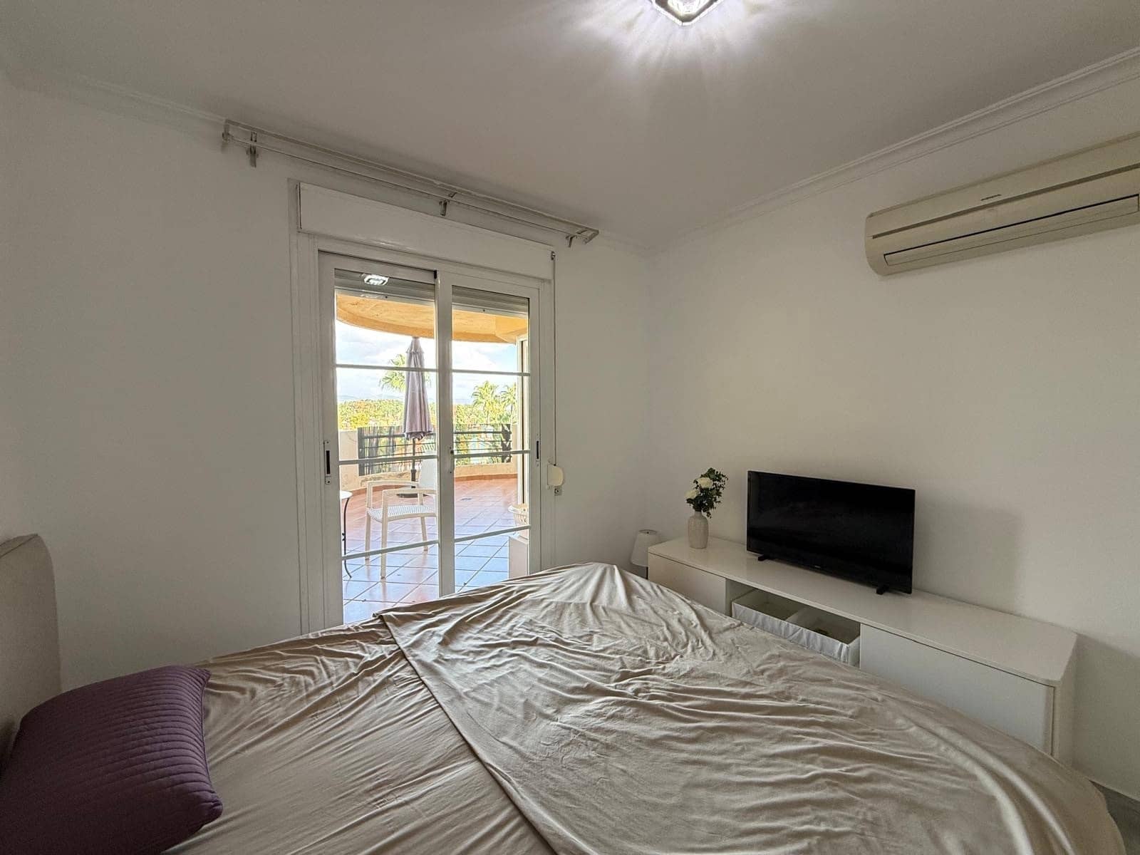 2 soverom Leilighet til salgs i Marbella med svømmebasseng garasje - € 400 000 (Ref: 9312219)