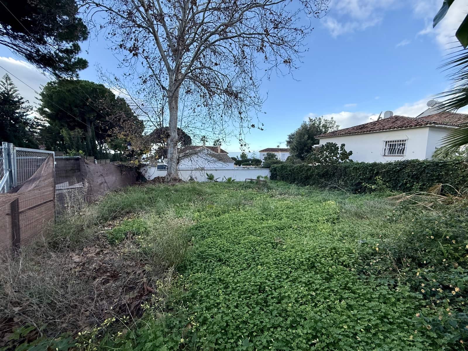 Building Plot for sale in Marbella - € 450,000 (Ref: 9319898)