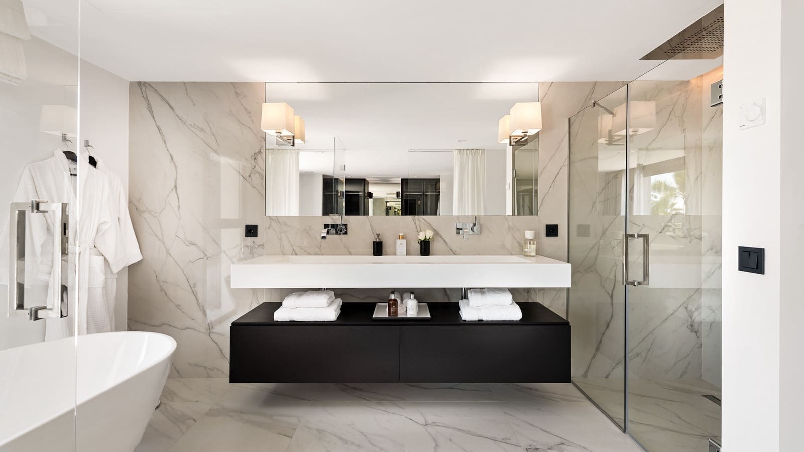 6 bedroom Villa for sale in Marbella with pool garage - € 5,995,000 (Ref: 9334285)